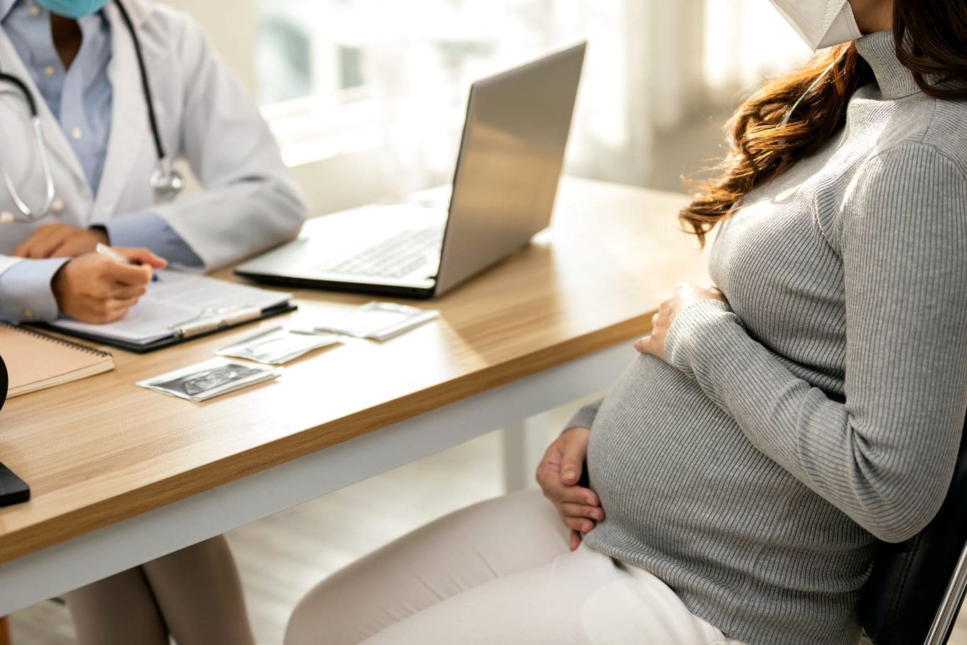 PCOS a In Vitro: jak wygląda stymulacja i jakie są szanse na ciążę?